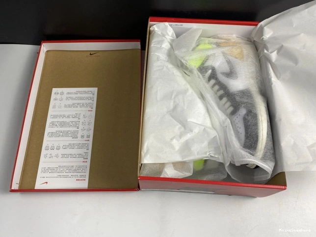 MaikeSneakers HIGH RETRO 'VOLT OG AIR GOLD' JORDAN 555088-118 1 0627